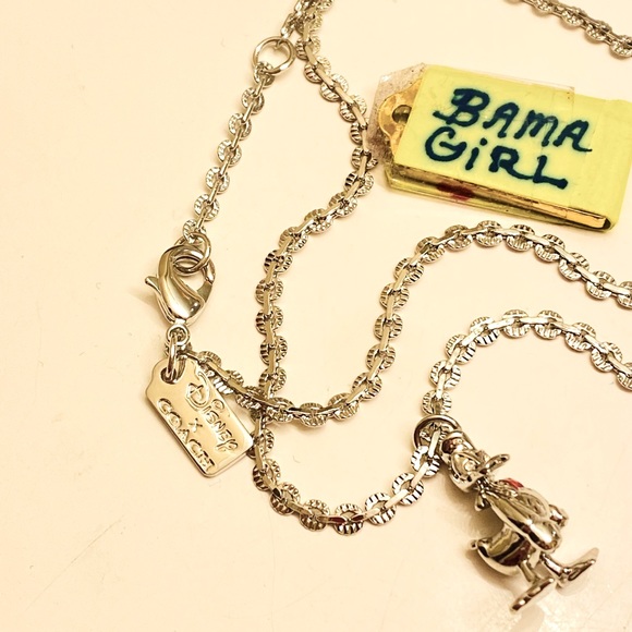 💰SOLD💰Coach x Disney Donald Duck Necklace - Picture 3 of 11